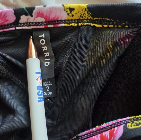 Floral and Leopard Print Women's Swim Set - Picture 4 of 9